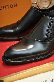 Picture of Louis Vuitton Shoes _SKU22516103SZ38-4413792